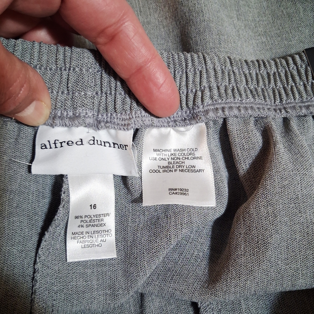 Alfred Dunner Women's Classic Fit Pants Waistband Gray Trousers NWT Size 16 - Picture 11 of 16